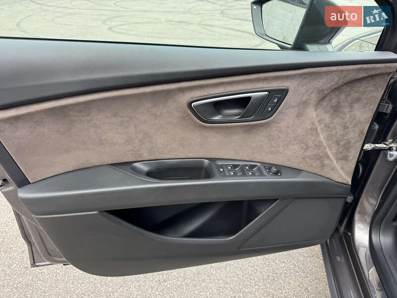 Универсал SEAT Leon 2016 в Киеве