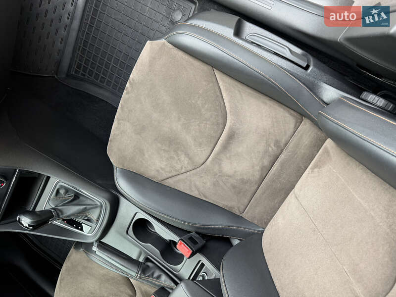 Универсал SEAT Leon 2016 в Киеве