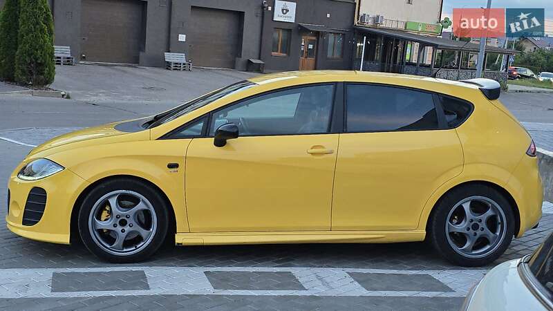 Хэтчбек SEAT Leon 2007 в Ровно