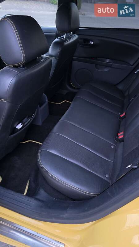 Хэтчбек SEAT Leon 2007 в Ровно