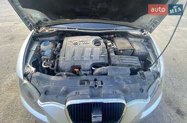 Хэтчбек SEAT Leon 2010 в 