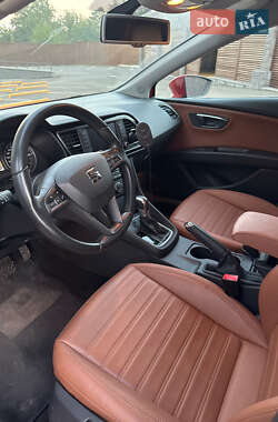 Хэтчбек SEAT Leon 2013 в 