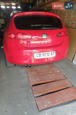 Хэтчбек SEAT Leon 2008 в 