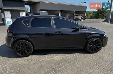Хэтчбек SEAT Leon 2007 в 