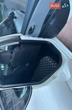 Хэтчбек SEAT Leon 2011 в 