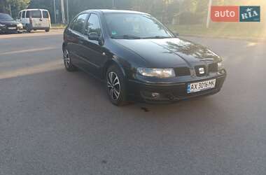 Хетчбек SEAT Leon 2002 в Харкові