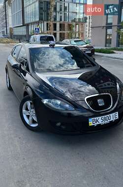 Хетчбек SEAT Leon 2008 в Рівному