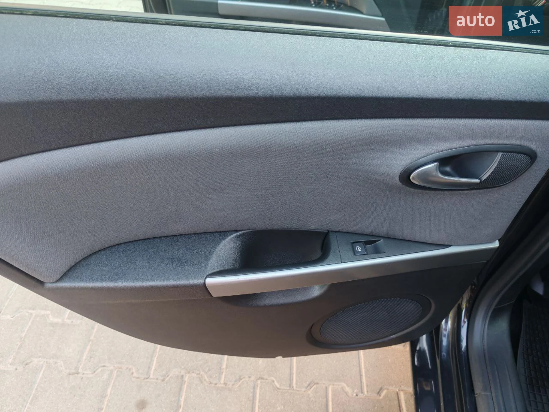 2011 SEAT Leon - мініатюра 12