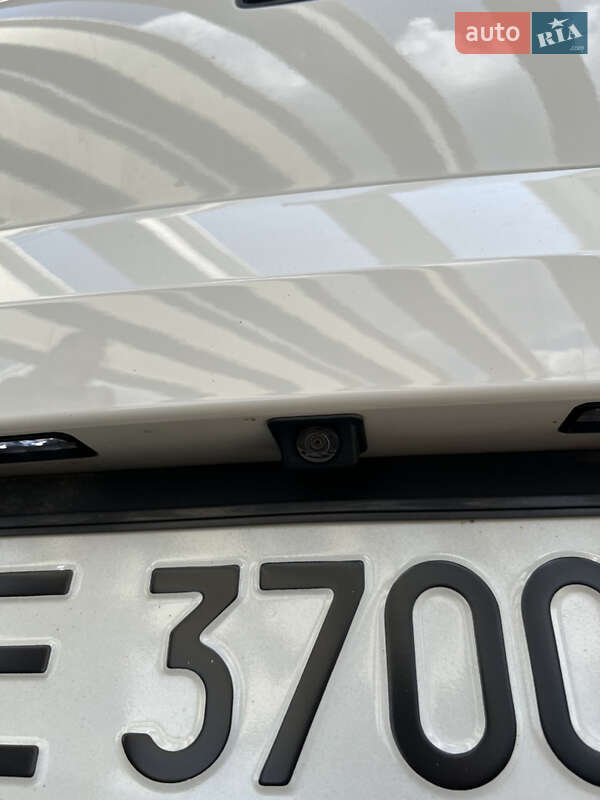Хэтчбек SEAT Leon 2016 в Днепре