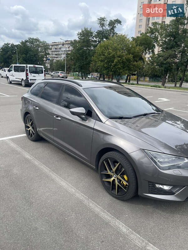 Универсал SEAT Leon 2013 в Киеве