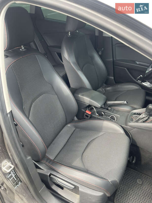 Универсал SEAT Leon 2013 в Киеве