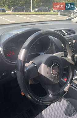 Хэтчбек SEAT Leon 2007 в 