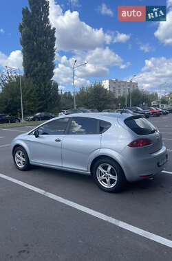 Хэтчбек SEAT Leon 2007 в 