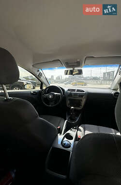 Хэтчбек SEAT Leon 2006 в 
