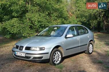 Хетчбек SEAT Leon 2001 в Дніпрі