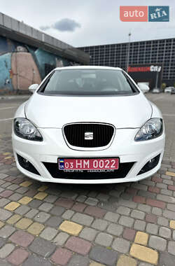 Хэтчбек SEAT Leon 2009 в 