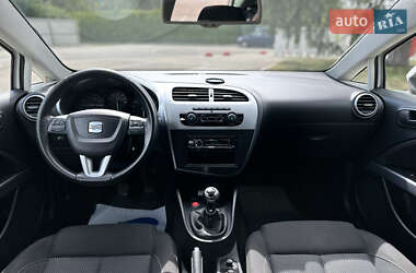 Хэтчбек SEAT Leon 2009 в 