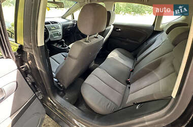 Хэтчбек SEAT Leon 2006 в 