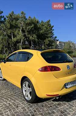 Хэтчбек SEAT Leon 2008 в 