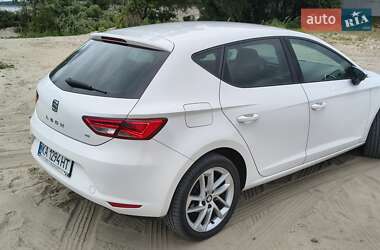 Хэтчбек SEAT Leon 2013 в 