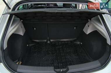 Хэтчбек SEAT Leon 2013 в 