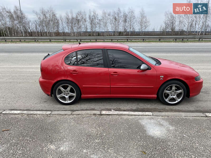 Хэтчбек SEAT Leon 2005 в 