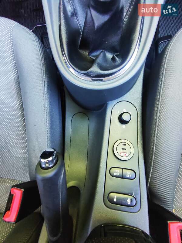 Хэтчбек SEAT Leon 2006 в Киеве