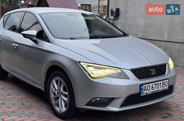 Хэтчбек SEAT Leon 2013 в 