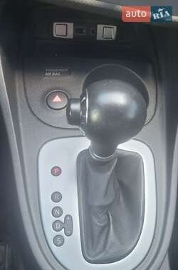 Хэтчбек SEAT Leon 2011 в 