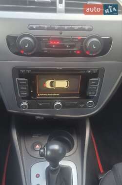 Хэтчбек SEAT Leon 2011 в 