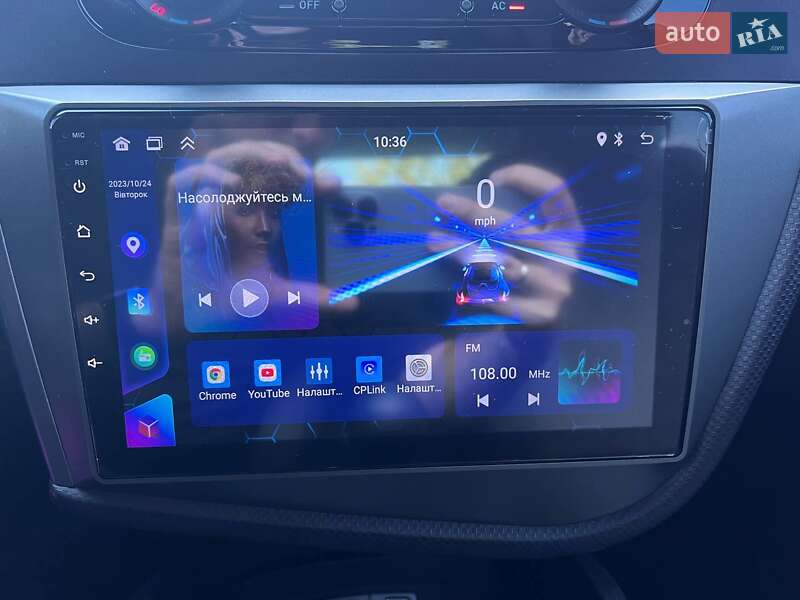 Хэтчбек SEAT Leon 2011 в Киеве