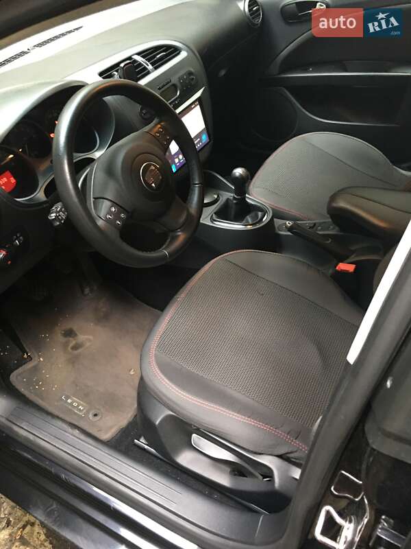 Хэтчбек SEAT Leon 2008 в Львове фото 5 Хэтчбек SEAT Leon 2008 в Львове