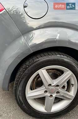 Хетчбек SEAT Leon 2009 в 