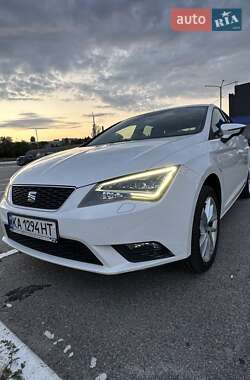 Хэтчбек SEAT Leon 2013 в Киеве