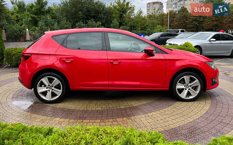Хэтчбек SEAT Leon 2014 в Львове