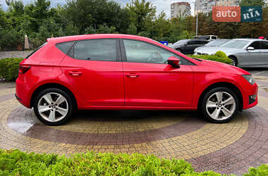 Хэтчбек SEAT Leon 2014 в 