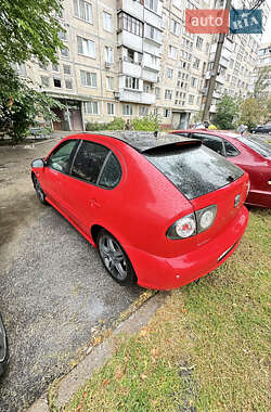 Хэтчбек SEAT Leon 2004 в 