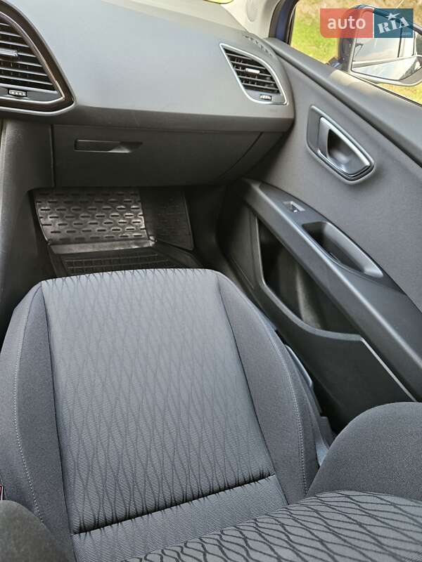 Универсал SEAT Leon 2015 в Хмельницком