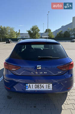 Хэтчбек SEAT Leon 2017 в 