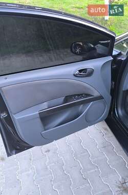 Хэтчбек SEAT Leon 2006 в 