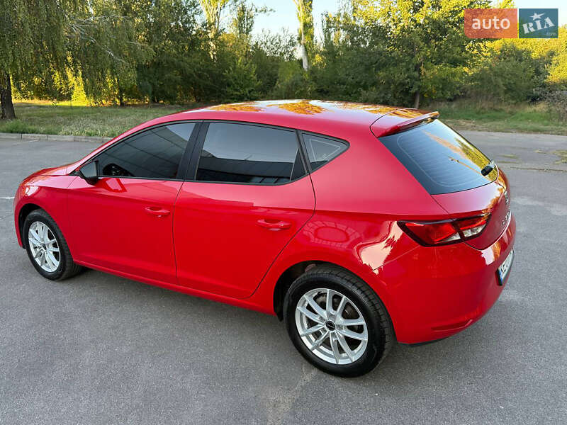 Хэтчбек SEAT Leon 2013 в Кривом Роге
