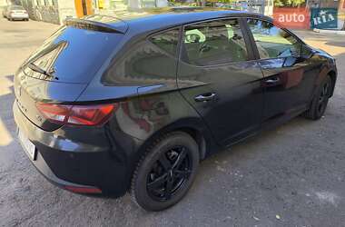 Хэтчбек SEAT Leon 2013 в 