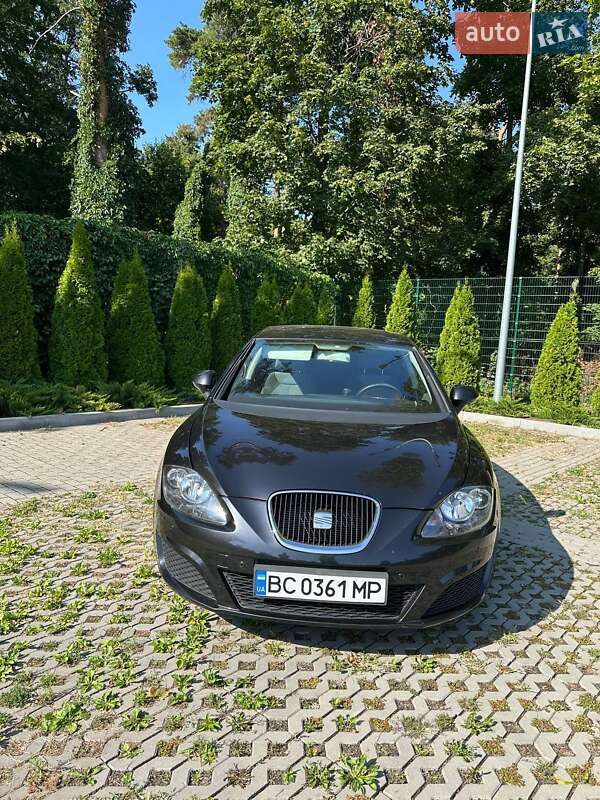 Хэтчбек SEAT Leon 2009 в Харькове