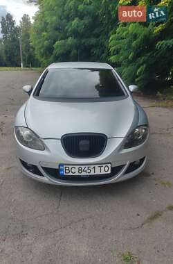 Хэтчбек SEAT Leon 2007 в 