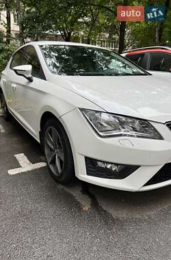 Хэтчбек SEAT Leon 2013 в 