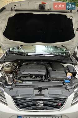 Хэтчбек SEAT Leon 2013 в 