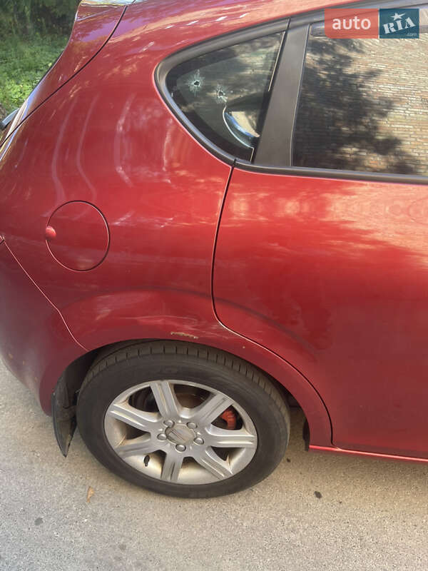 Хэтчбек SEAT Leon 2005 в Киеве