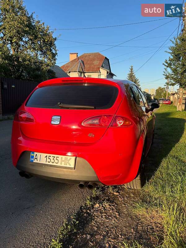 Хэтчбек SEAT Leon 2009 в Киеве
