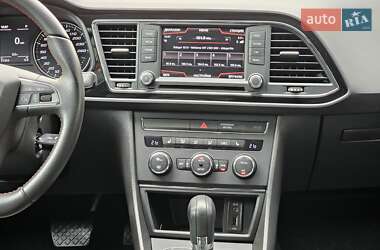 Хэтчбек SEAT Leon 2016 в 