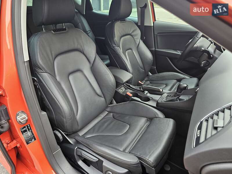 Хэтчбек SEAT Leon 2016 в Киеве